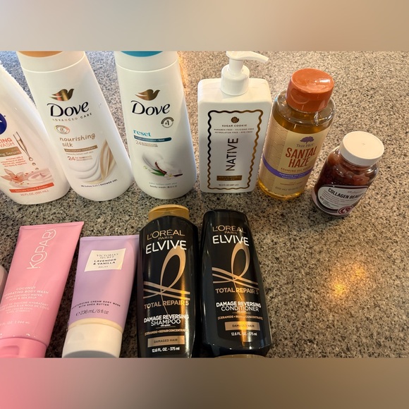 Assorted Body Care Bundle - Picture 4 of 5